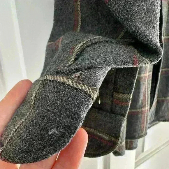 VINTAGE PENDLETON 100% VIRGIN WOOL LODGE BUTTON UP SHIRT SIZE MEDIUM PLAID - Picture 9 of 9